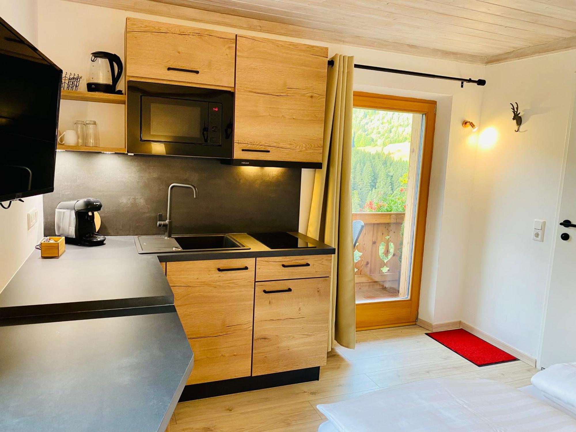 Alm Seasons Premium Chalet & Studios Saalbach-Hinterglemm Szoba fotó